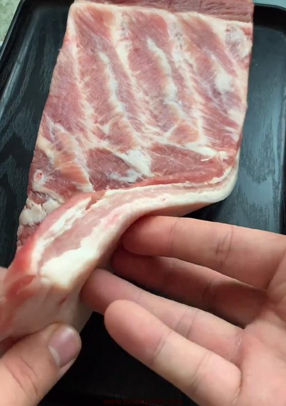 Select 1-3 cm pork