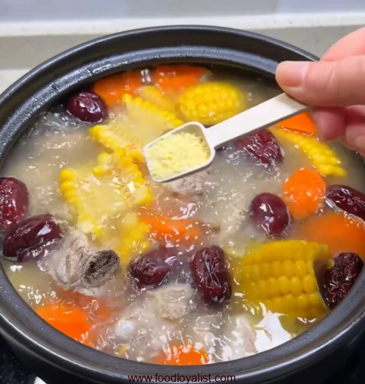 Enhance the flavor and make the soup more delicious
