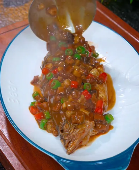 Anhui famous dish smelly mandarin fish