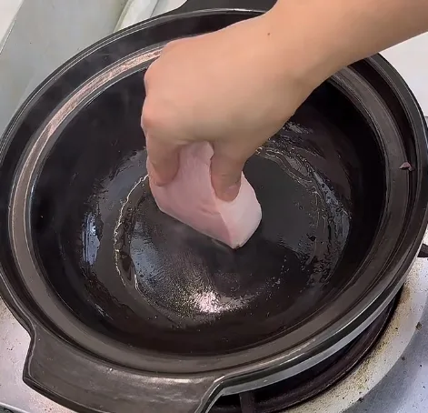 Lard clay pot