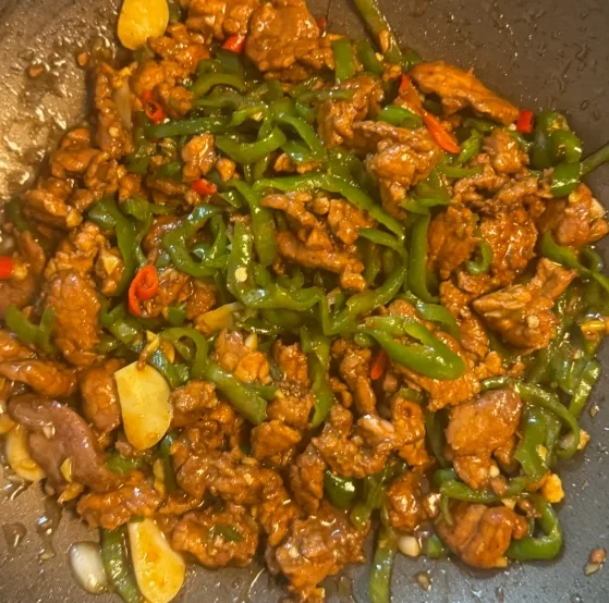 Stir-Fried Pork with Green Peppers